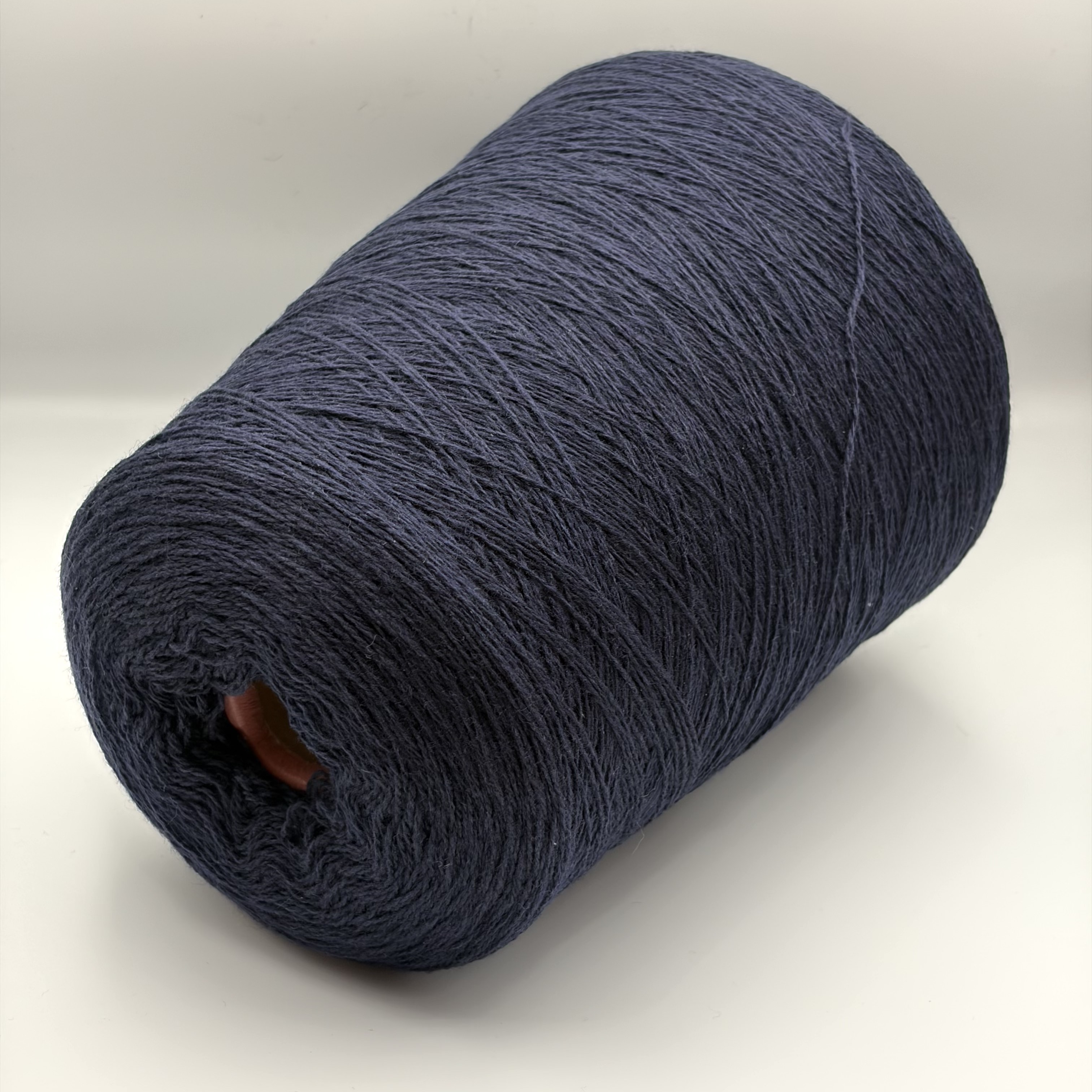 MILL05, 70% merino extra fine, 30% kašmyras, 2/15, 500 g