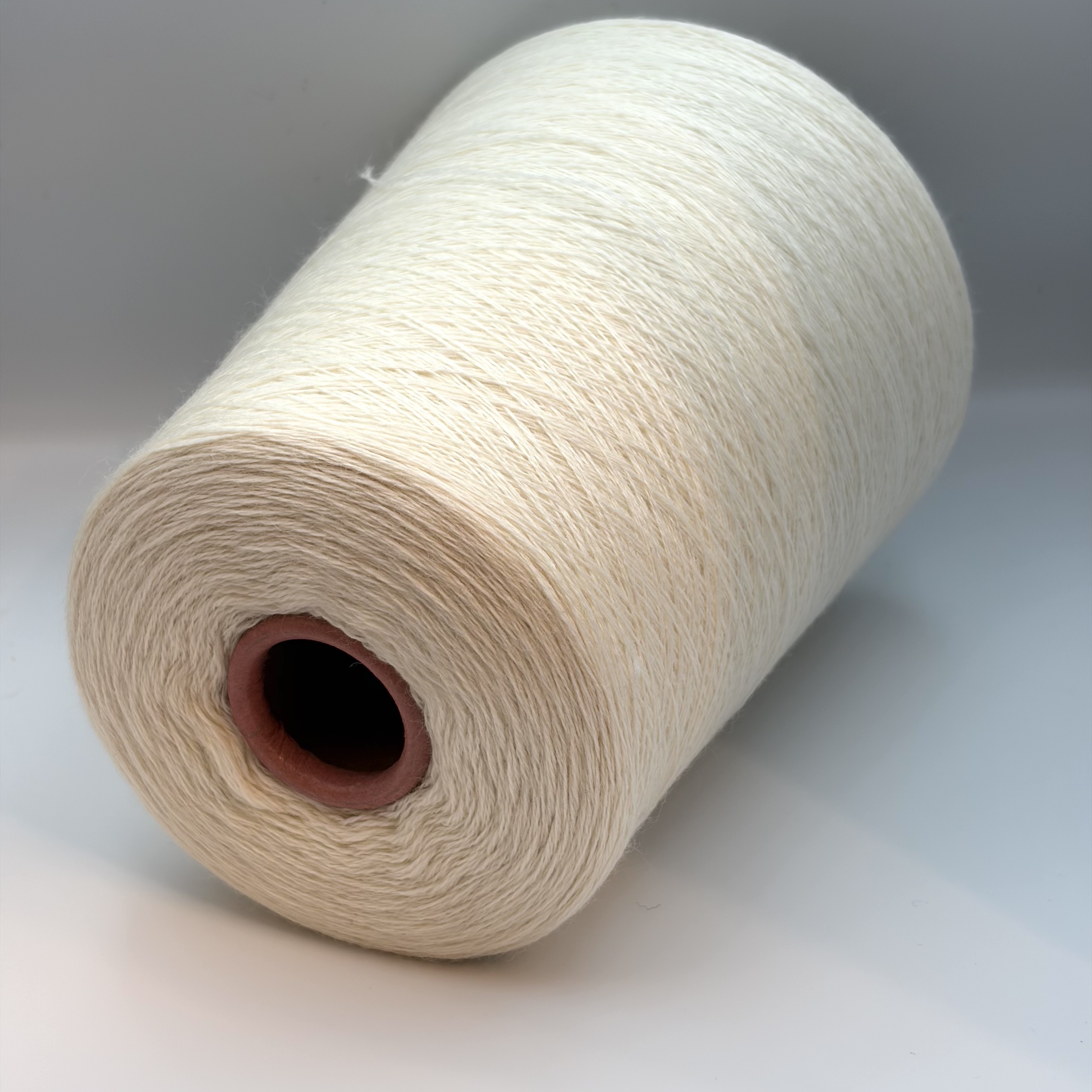 MILL12, 100% merino super fine, 2/28, 520 g